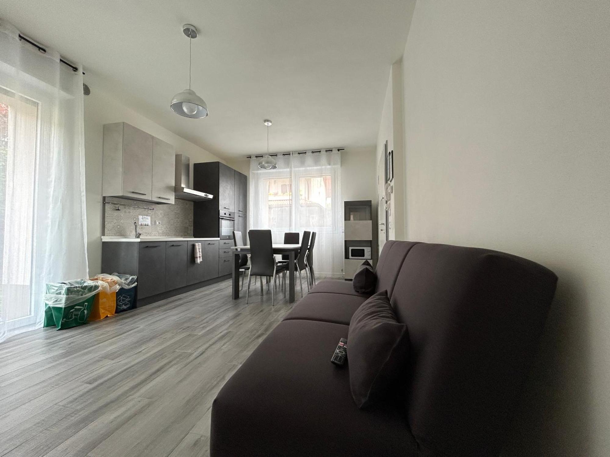 Апартаменти Treviolo - Immobili E Soluzioni Rent Екстер'єр фото